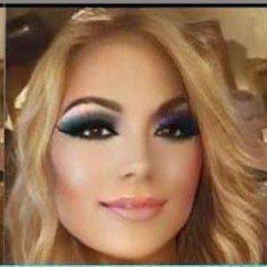 Meet your Posher, Angie